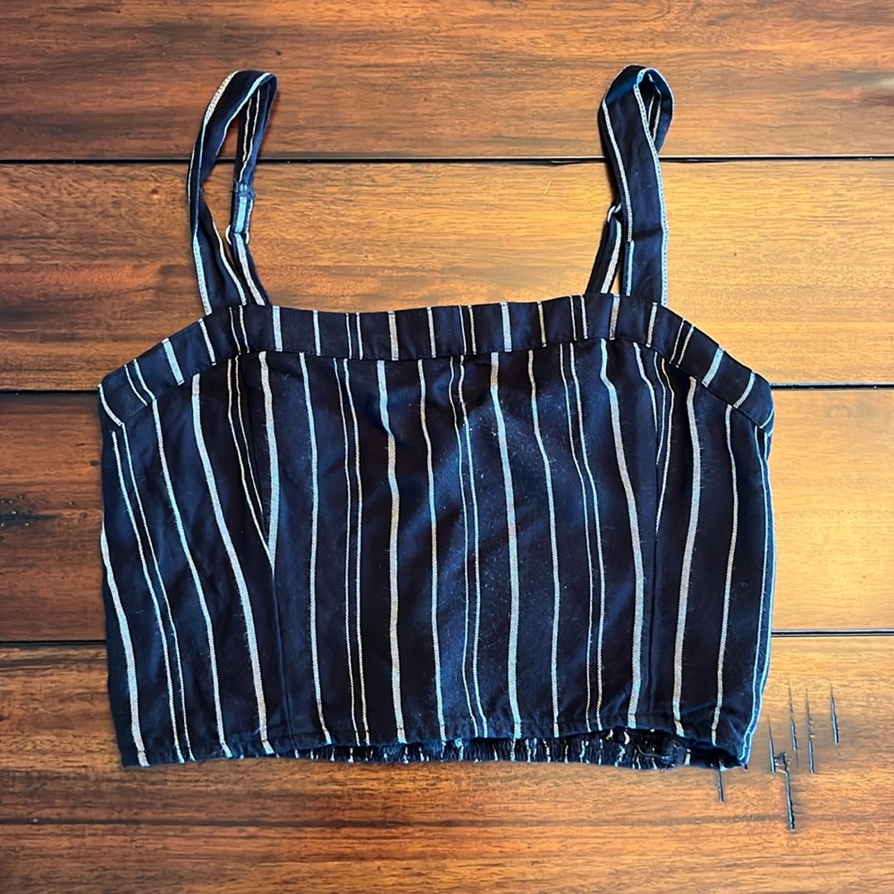 hollister cropped striped top (small)